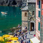 Apartahotel La Casa Di Eroico Vino 3*