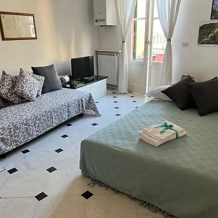 Hotel apartamentowy La Casa Di Eroico Vino 3*