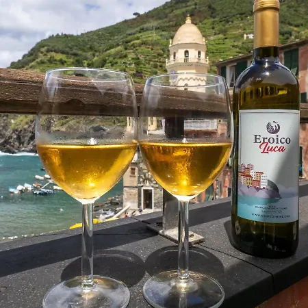 La Casa Di Eroico Vino Vernazza