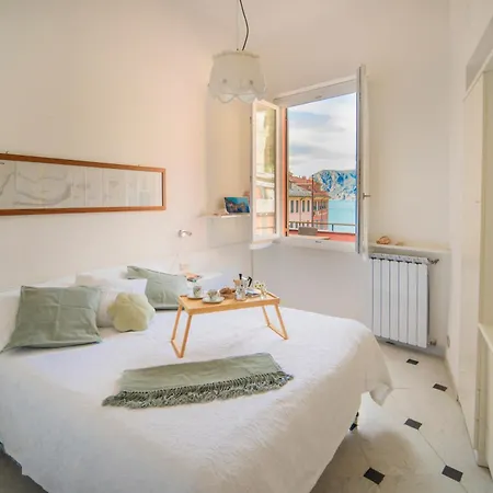 Aparthotel La Casa Di Eroico Vino