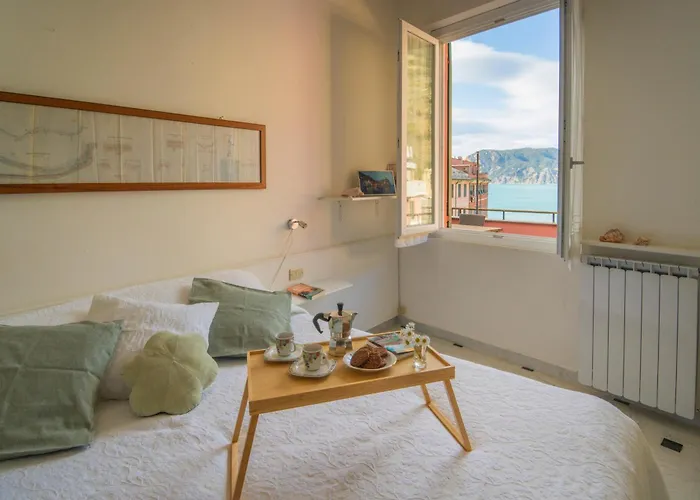 La Casa Di Eroico Vino Apartmanhotel Vernazza